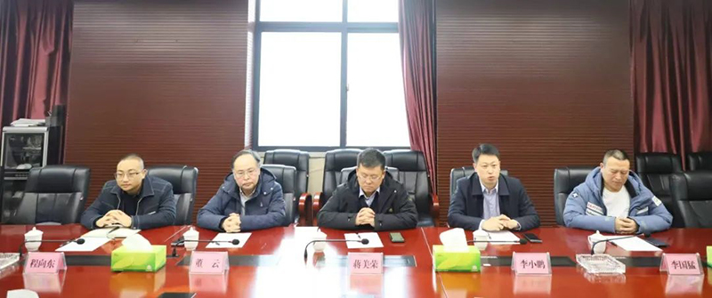 1749170672145652.jpg 1736147514494807.jpg